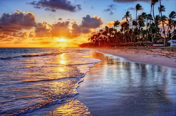 Playa bavaro puesta de sol