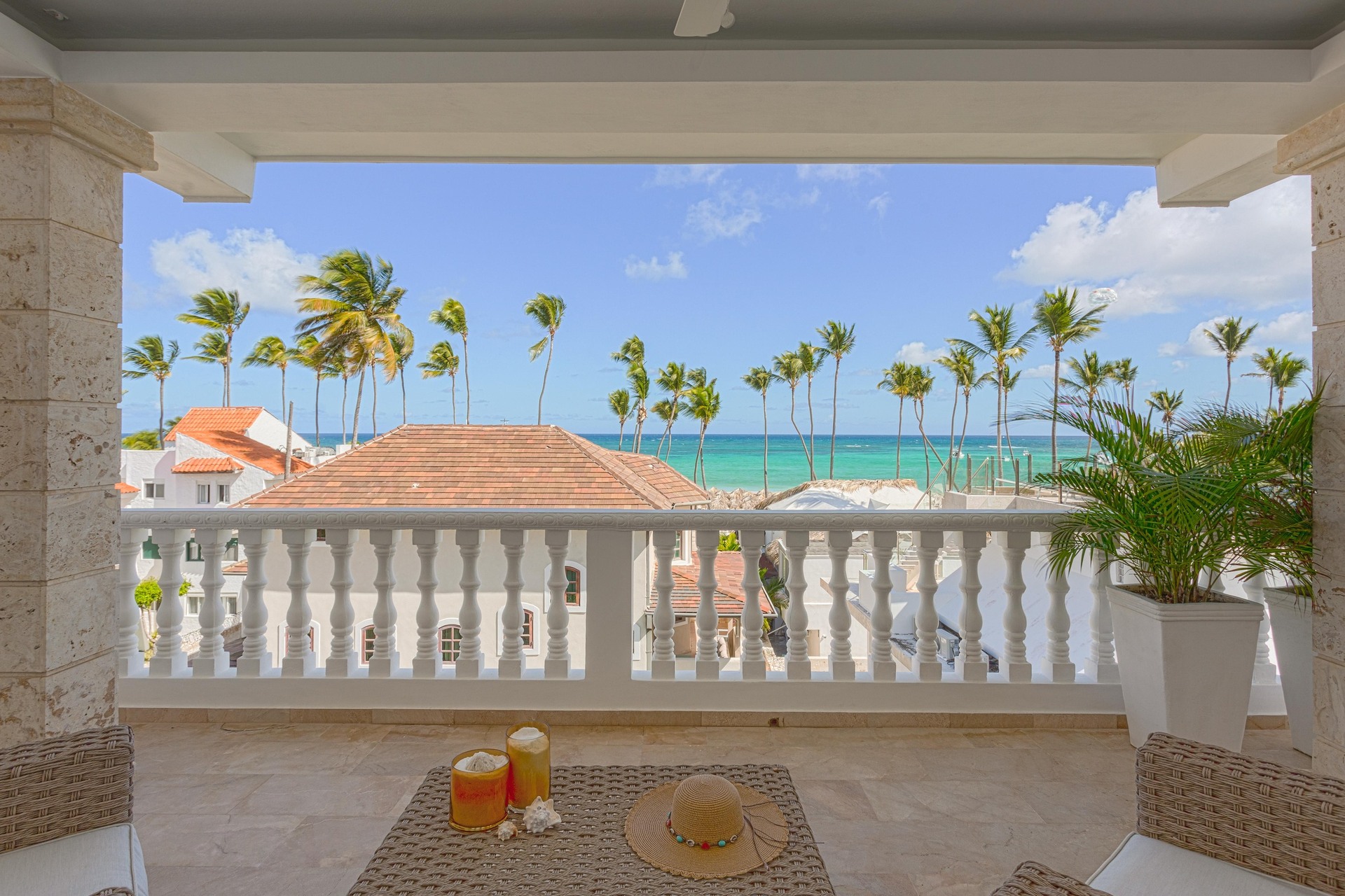 varwwwvhostsaviratodesign comparadisenaisuites com aviratodesign comwp contentuploads jpg